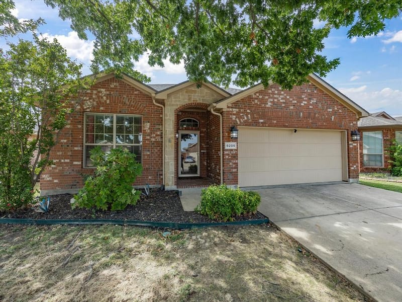 8205 Water Buck Run, Fort Worth TX 76179 - Photo 2