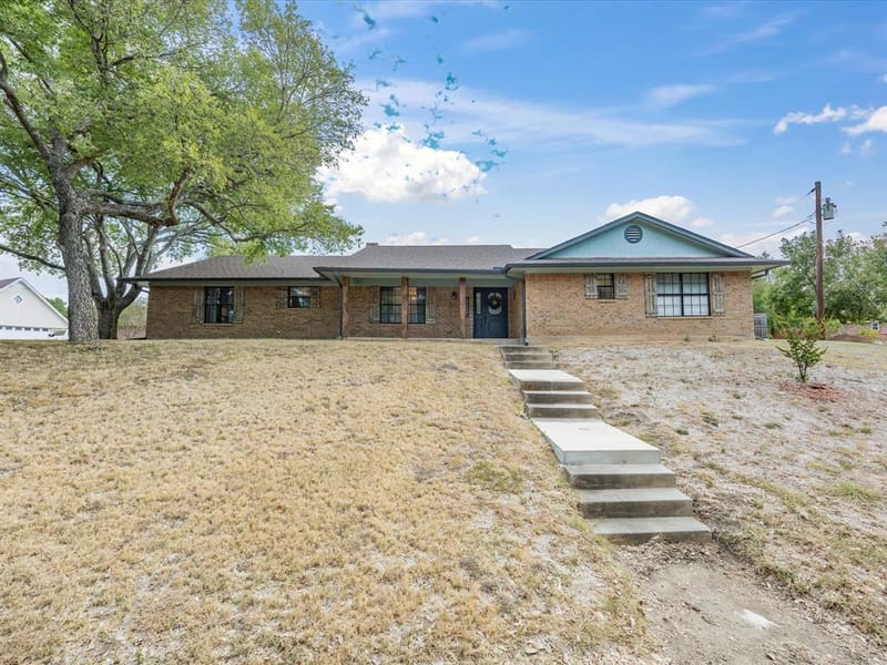 75 Delmore Drive, Hillsboro TX 76645 - Photo 4