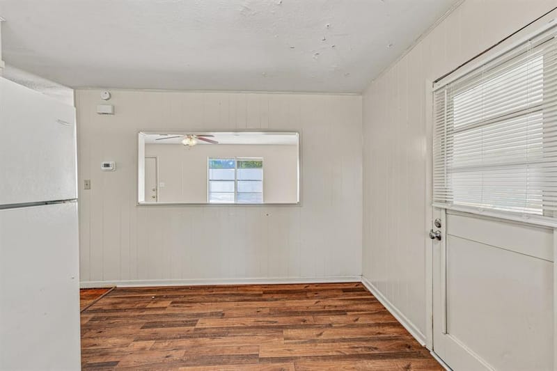 945 W Park Street, Stephenville TX 76401 - Photo 13