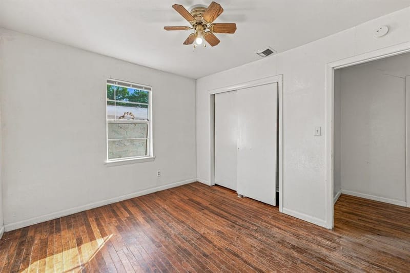 945 W Park Street, Stephenville TX 76401 - Photo 11