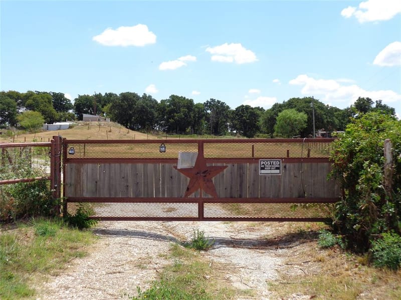 212 Private Road 114, Covington TX 76636 - Photo 38