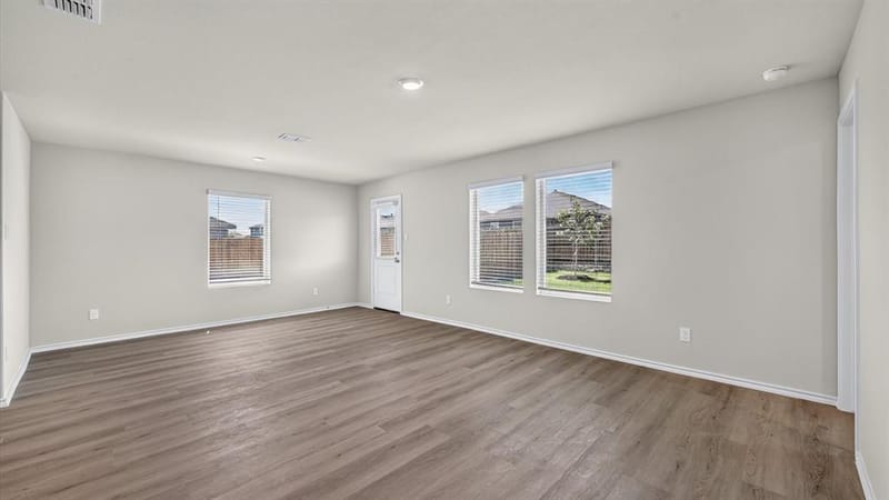 2237 BAKERSFIELD Drive, Fort Worth TX 76036 - Photo 6
