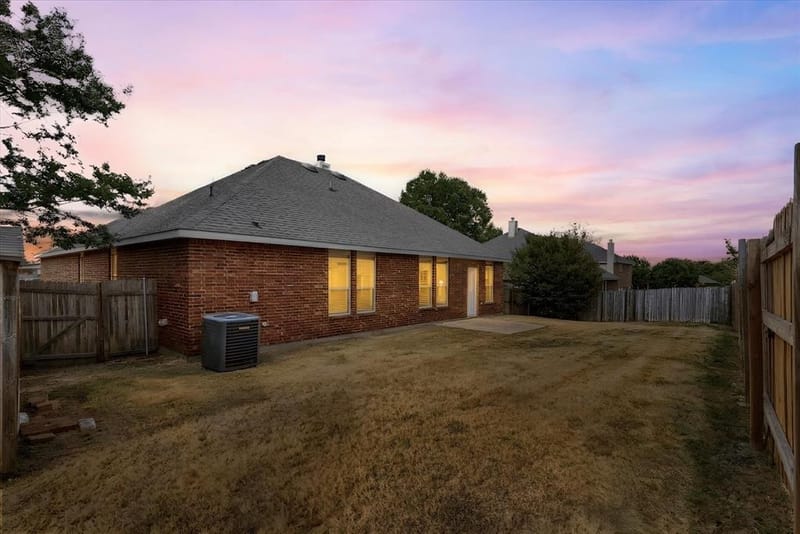 1738 Summerwood Lane, Cedar Hill TX 75104 - Photo 32
