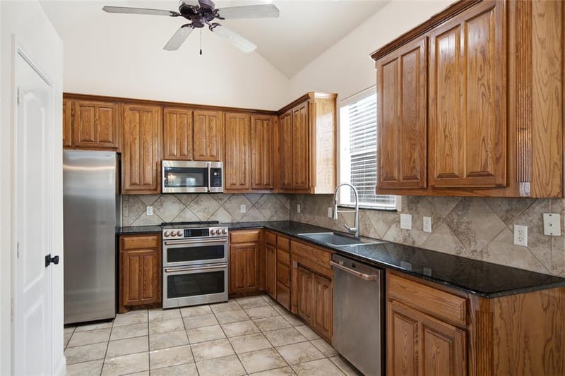 8209 Trinity Vista Trail, Fort Worth TX 76053 - Photo 8