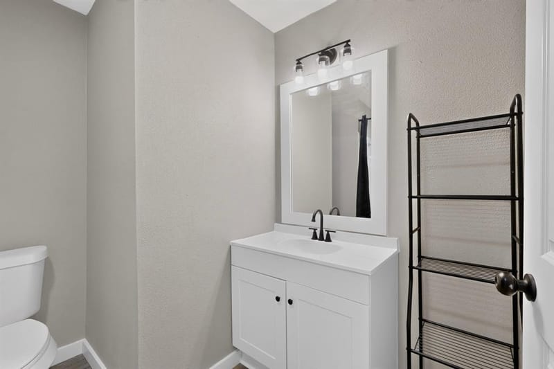 926 SE 3rd Street, Grand Prairie TX 75051 - Photo 11