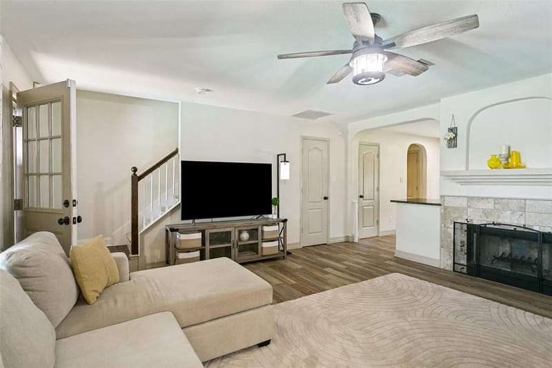 2213 Bresee Drive, Carrollton TX 75010 - Photo 15
