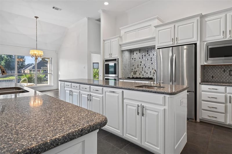2612 Waters Edge Drive, Granbury TX 76048 - Photo 23
