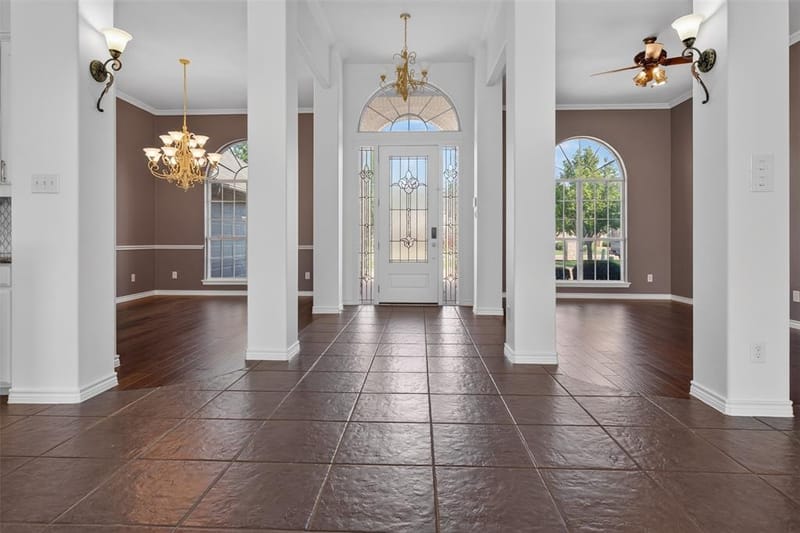 2612 Waters Edge Drive, Granbury TX 76048 - Photo 6