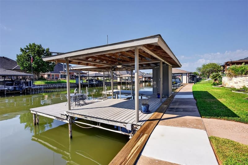 2612 Waters Edge Drive, Granbury TX 76048 - Photo 37