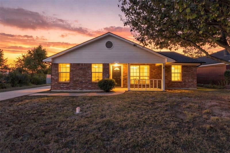 6922 Sayle Street, Greenville TX 75402