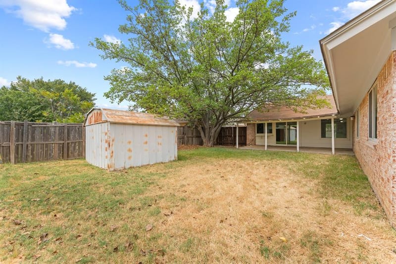 1326 Kingston Drive, Lewisville TX 75067 - Photo 9