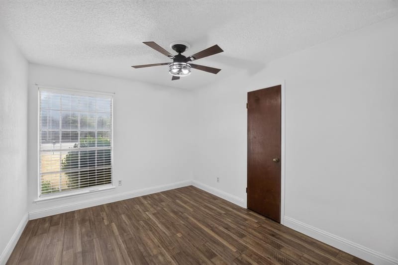 554 Taos Court, Saginaw TX 76179 - Photo 18