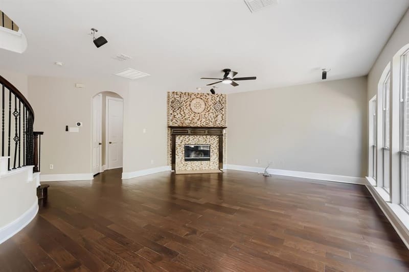 1343 Valley Vista Drive, Irving TX 75063 - Photo 13