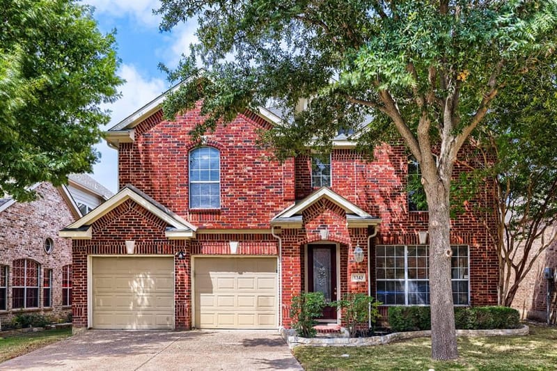 1343 Valley Vista Drive, Irving TX 75063