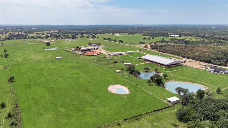 900 Leech, Poolville TX 76487 - Photo 36