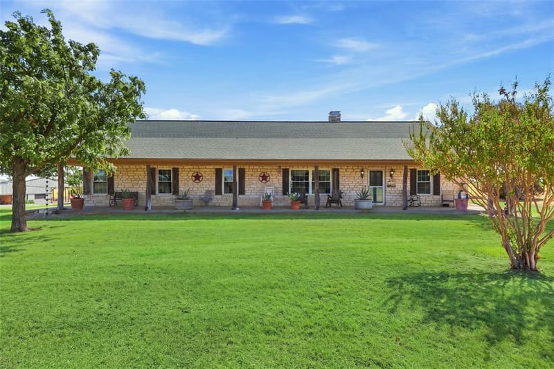 900 Leech, Poolville TX 76487