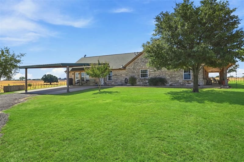 900 Leech, Poolville TX 76487 - Photo 5