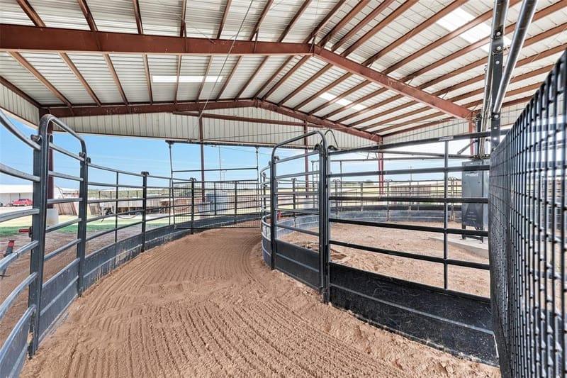 900 Leech, Poolville TX 76487 - Photo 33