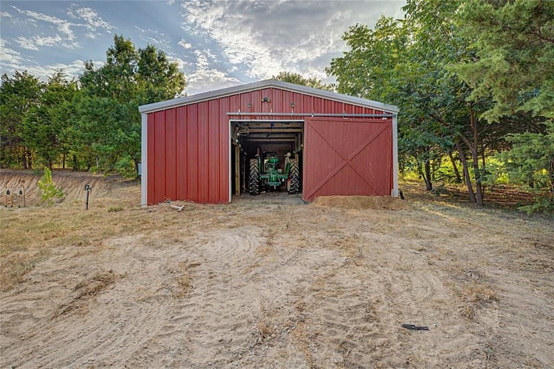 8615 County Road 534, Whitewright TX 75491 - Photo 12