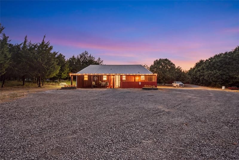 8615 County Road 534, Whitewright TX 75491 - Photo 11