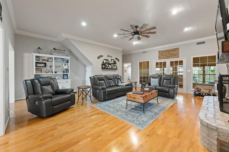 1004 Canyon Court, Cleburne TX 76033 - Photo 7