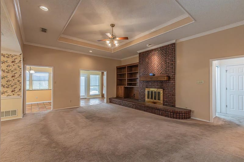 3901 Echo Hill Court, Arlington TX 76001 - Photo 17