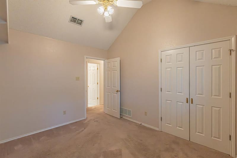 3901 Echo Hill Court, Arlington TX 76001 - Photo 37