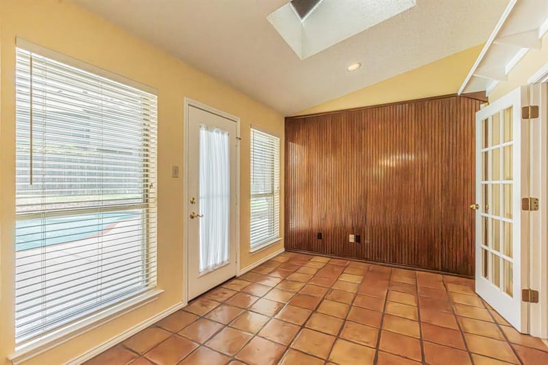 3901 Echo Hill Court, Arlington TX 76001 - Photo 25