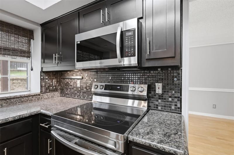 4708 Glenbrook Drive, Grapevine TX 76051 - Photo 12
