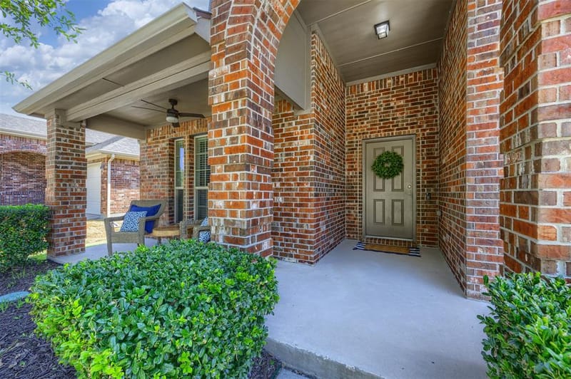 2536 Shooting Star Drive, McKinney TX 75071 - Photo 4