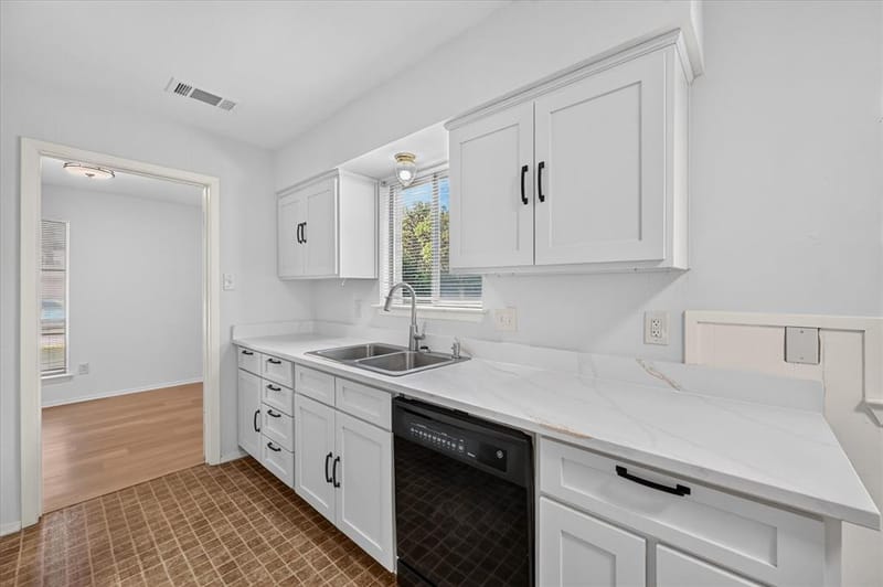 3016 Friendswood Drive, Arlington TX 76013 - Photo 19