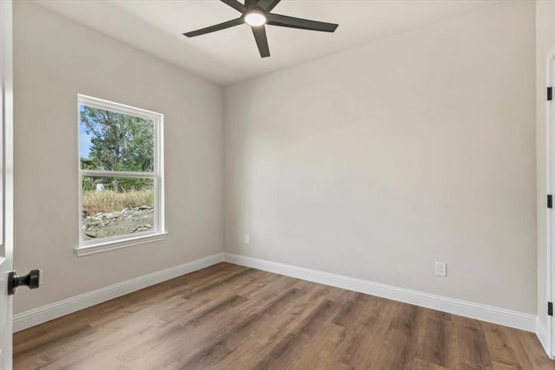 1001 Apache Ridge Road, Granbury TX 76048 - Photo 26
