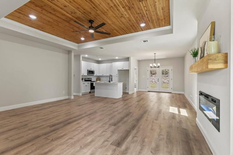 1001 Apache Ridge Road, Granbury TX 76048 - Photo 7