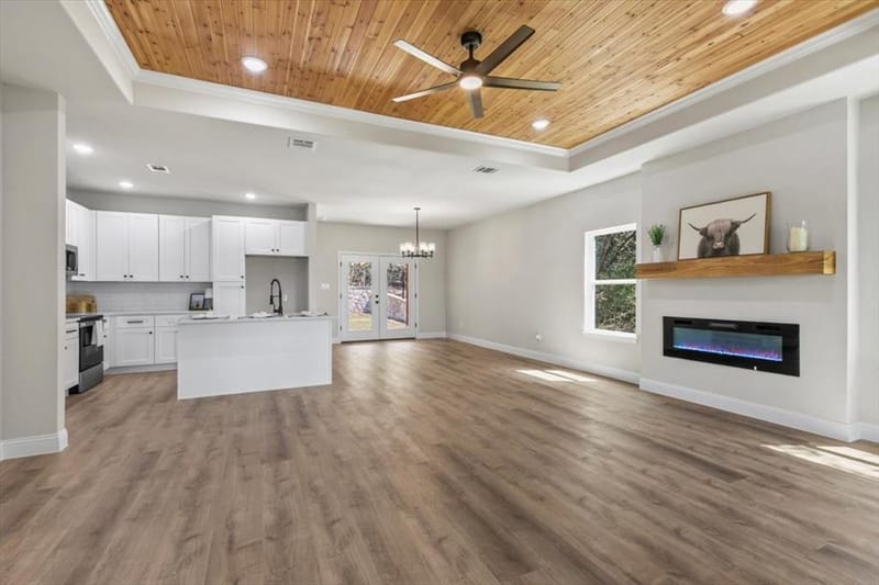 1001 Apache Ridge Road, Granbury TX 76048 - Photo 9