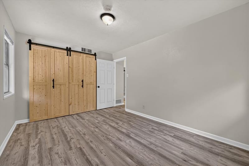 5500 Wheaton Drive, Fort Worth TX 76133 - Photo 16