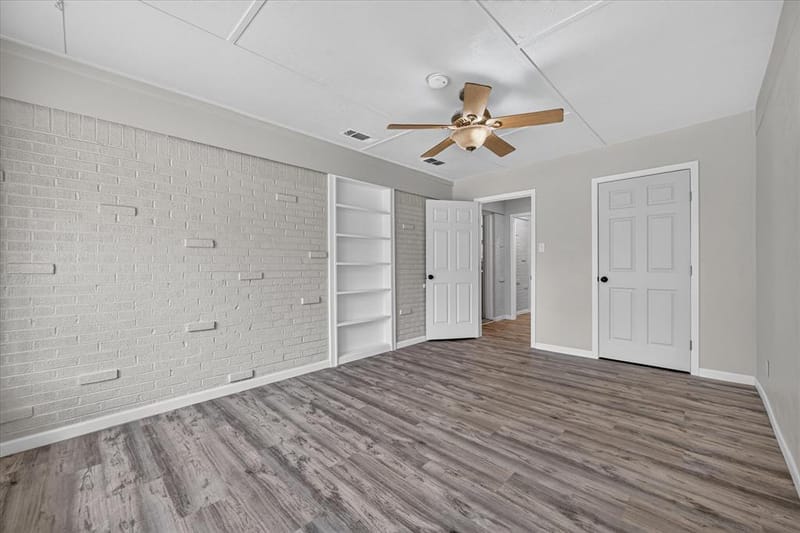 5500 Wheaton Drive, Fort Worth TX 76133 - Photo 12