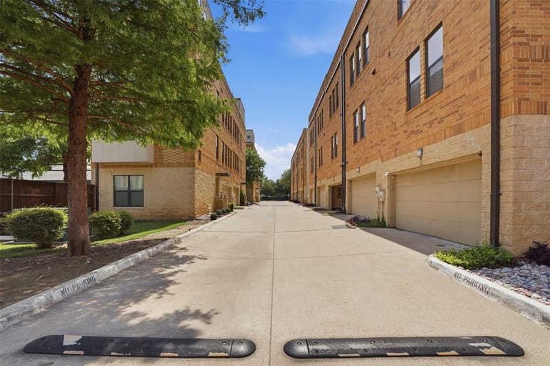 644 E Bluff Street, Fort Worth TX 76102 - Photo 28