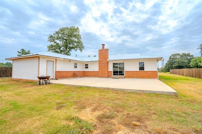 2212 Acton Highway, Granbury TX 76049 - Photo 13