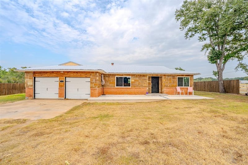 2212 Acton Highway, Granbury TX 76049 - Photo 10