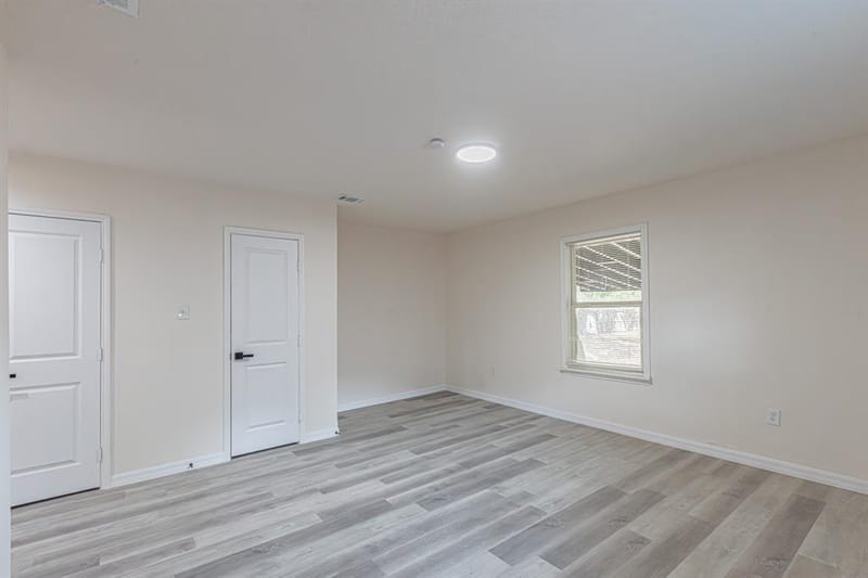 426 NE 29th Street, Grand Prairie TX 75050 - Photo 27