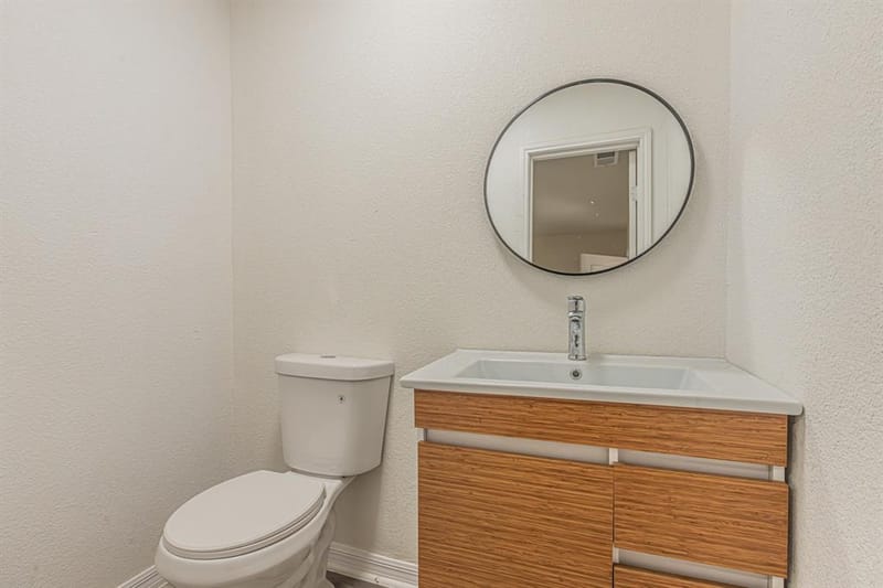 426 NE 29th Street, Grand Prairie TX 75050 - Photo 17