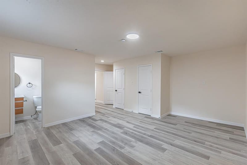 426 NE 29th Street, Grand Prairie TX 75050 - Photo 26
