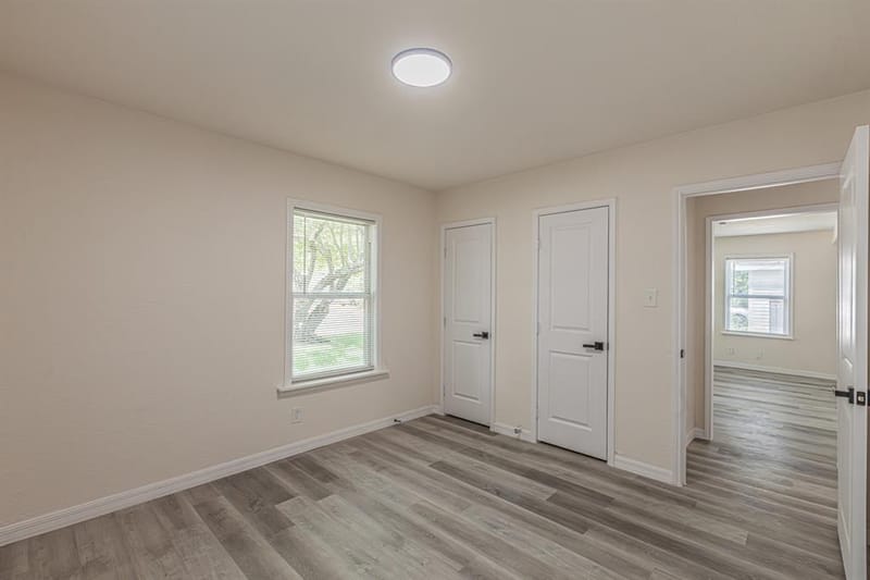 426 NE 29th Street, Grand Prairie TX 75050 - Photo 19