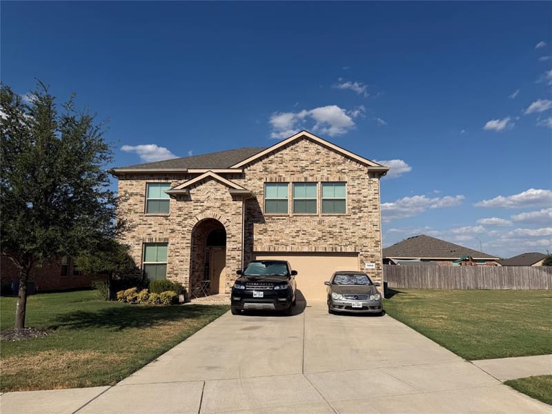1808 Creekwood Drive, Cleburne TX 76033