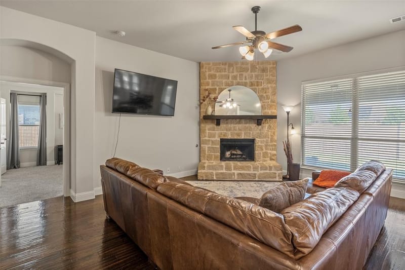 947 Mangrove Drive, Fate TX 75087 - Photo 5