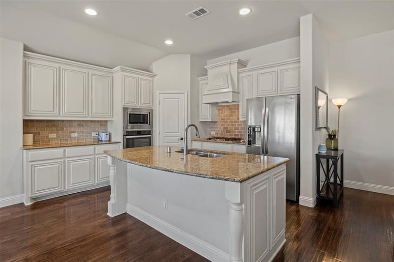 947 Mangrove Drive, Fate TX 75087 - Photo 9