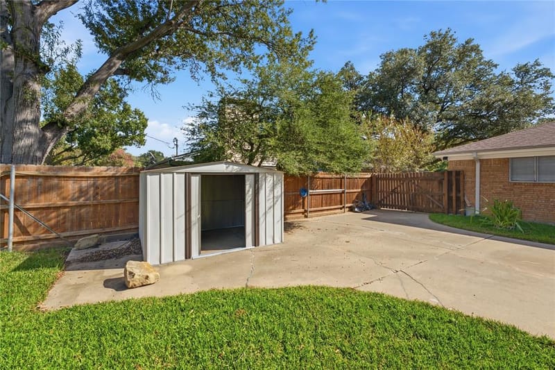 1611 Park Ridge Terrace, Arlington TX 76012 - Photo 36