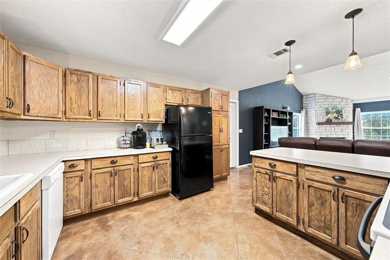 600 Cedar Canyon Road, Crawford TX 76638 - Photo 11