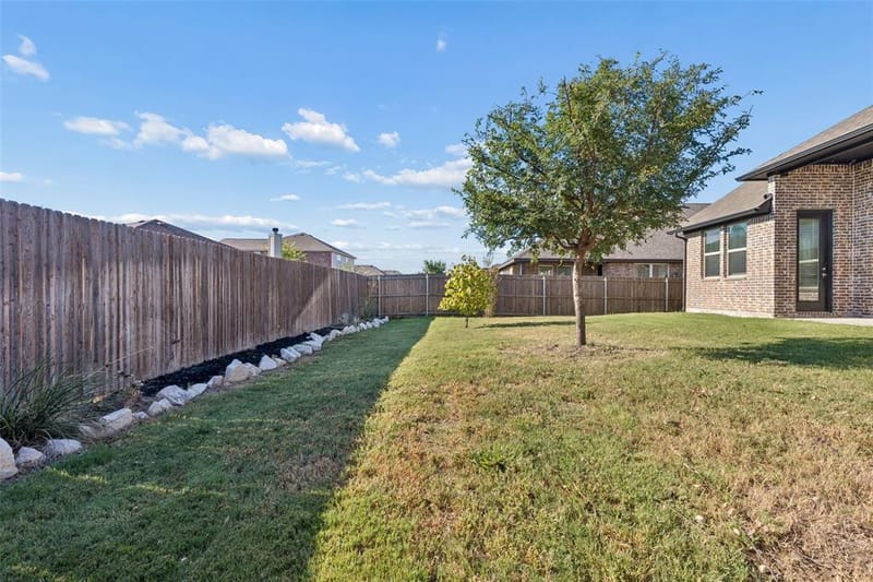 700 Newberry Lane, Royse City TX 75189 - Photo 18