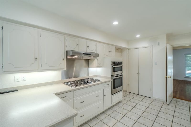 7616 Woodstone Lane, Dallas TX 75248 - Photo 5